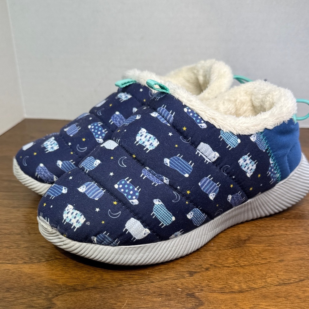 Lands End Sheep Kids Sherpa Lined Ultra Lightweight Puffer Slippers, est sz 4